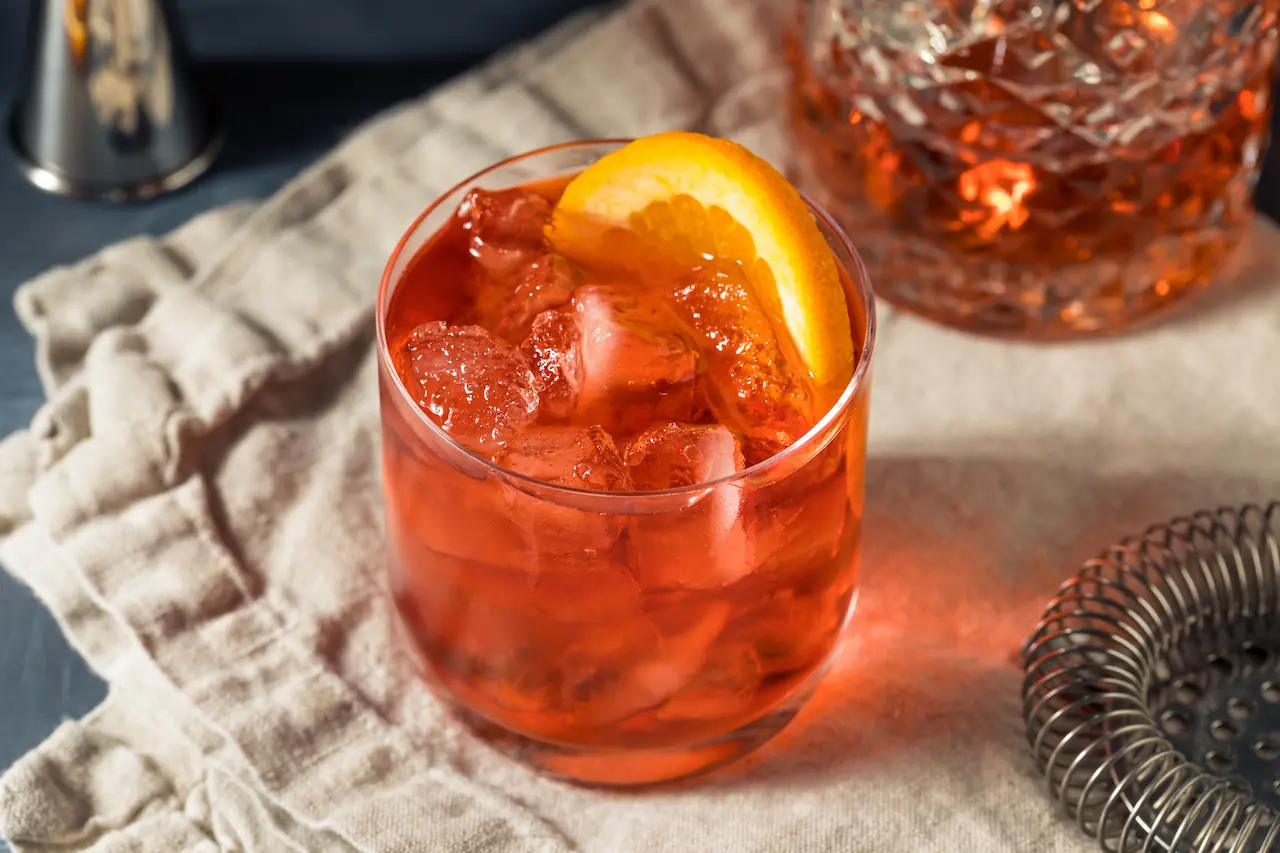 cold-refreshing-rum-right-hand-negroni-cocktail-2021-12-09-07-26-04-utc